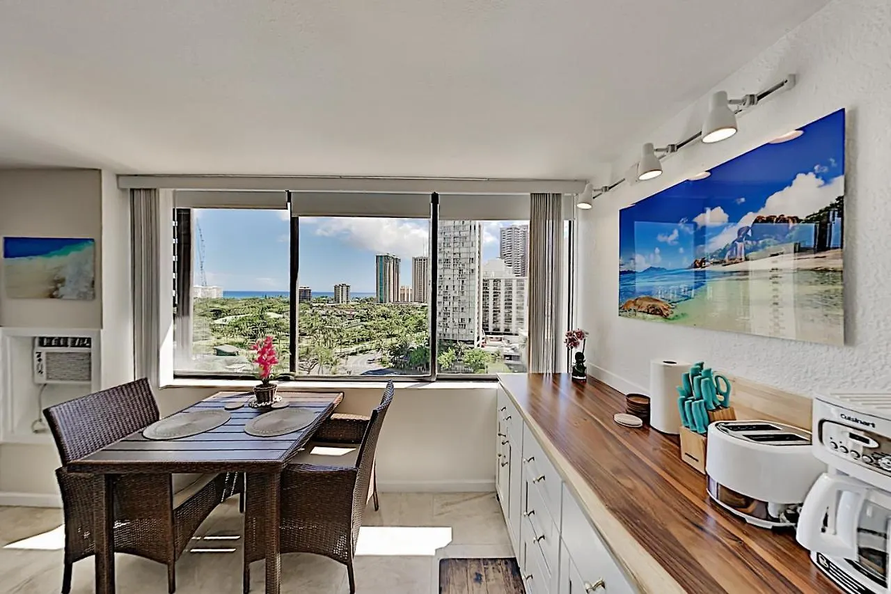 Hawaiian Monarch 1604 Condo Honolulu